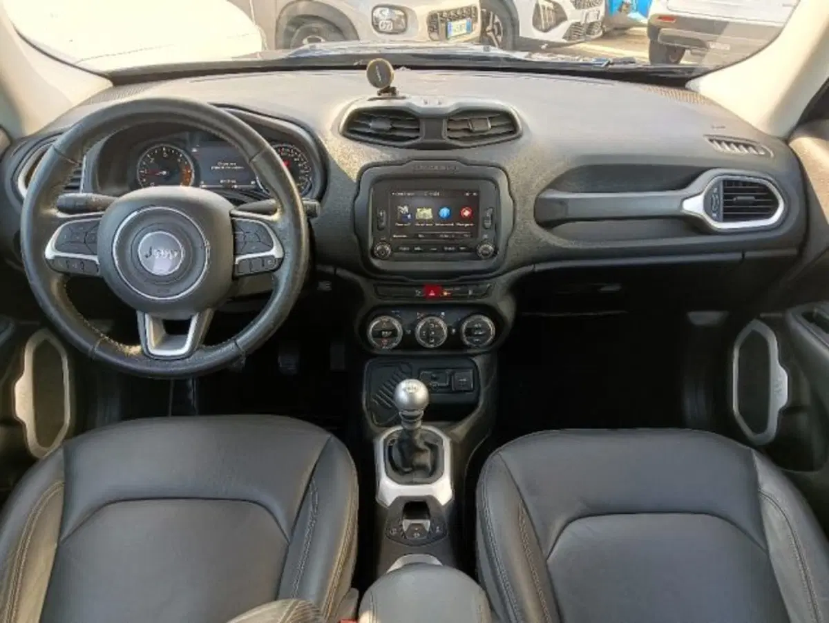 Jeep Renegade usata a Brescia (17)