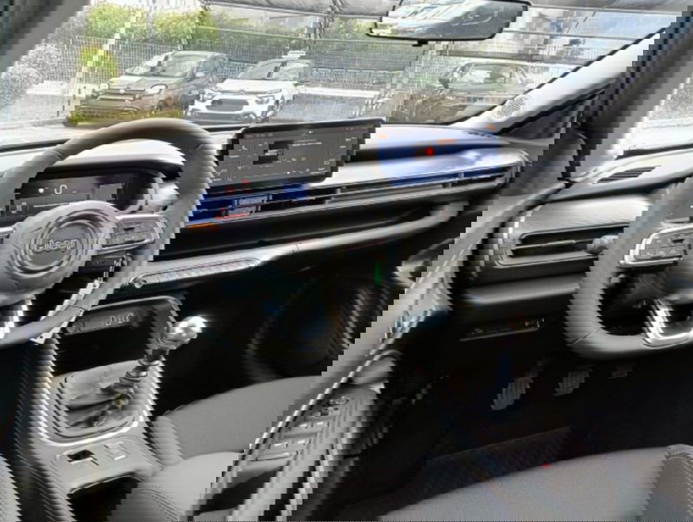 Jeep Avenger nuova a Brescia (6)