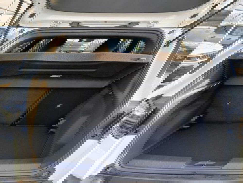 Jeep Avenger nuova a Brescia (15)