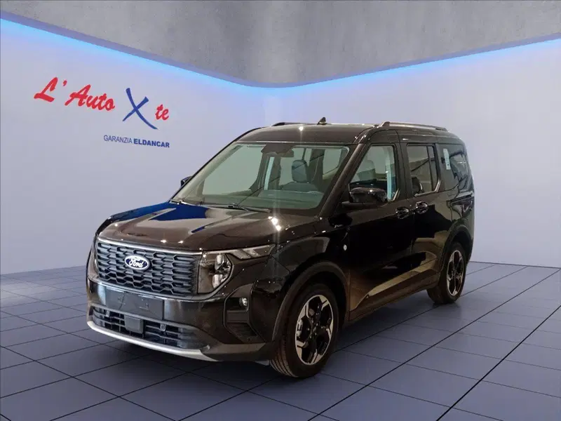 Ford Tourneo Courier nuova a Milano (3)