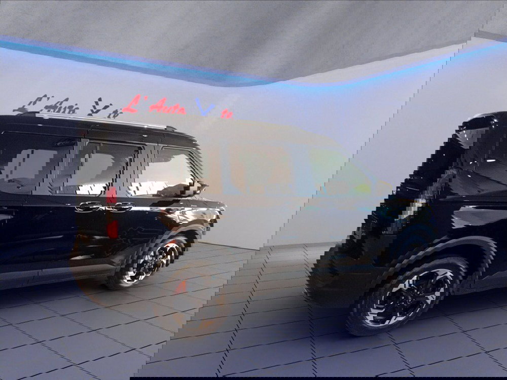 Ford Tourneo Courier nuova a Milano (6)