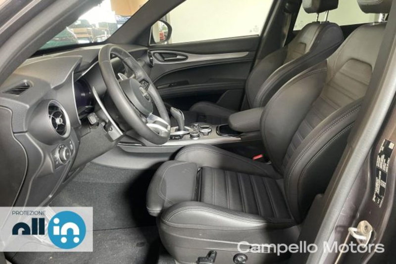 Alfa Romeo Stelvio usata a Venezia (7)