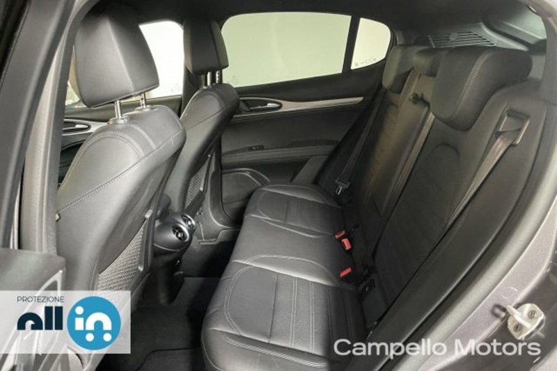 Alfa Romeo Stelvio usata a Venezia (8)