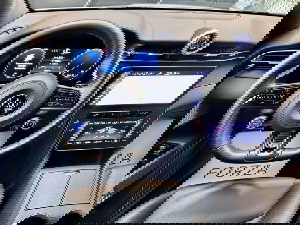 Maserati Grecale usata a Torino (14)