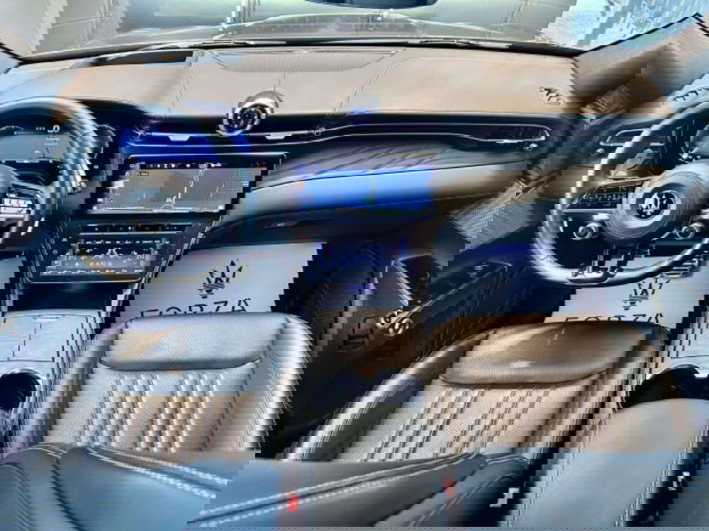 Maserati Grecale usata a Torino (15)