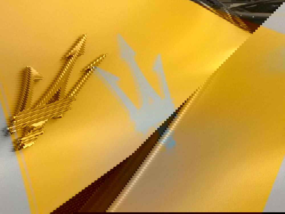 Maserati MC20 usata a Torino (11)