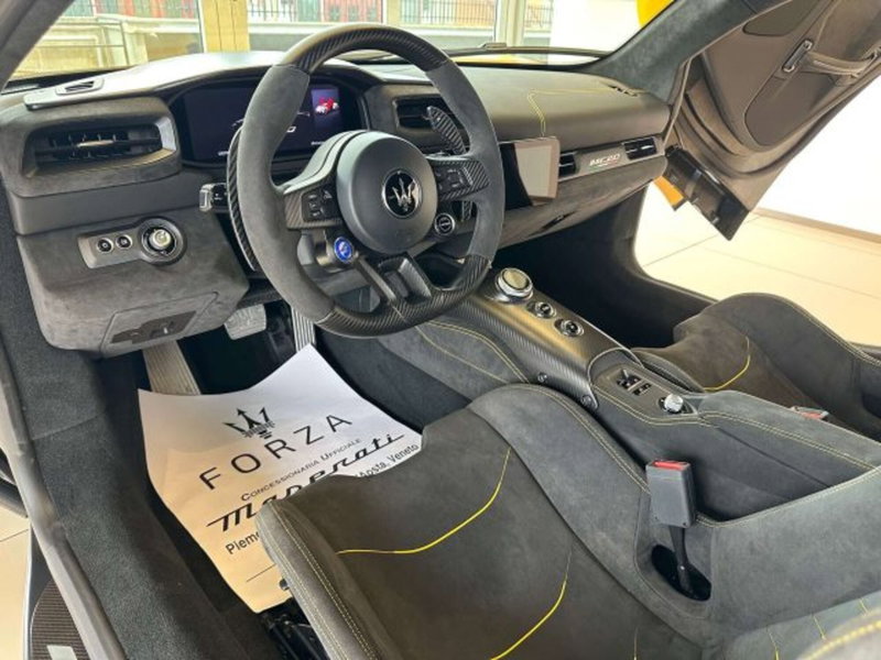 Maserati MC20 usata a Torino (3)