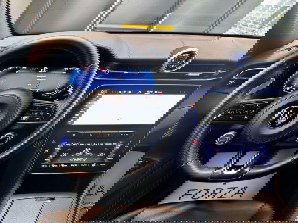 Maserati Grecale usata a Torino (14)