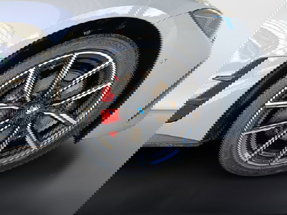 BMW i4 usata a Ascoli Piceno (16)