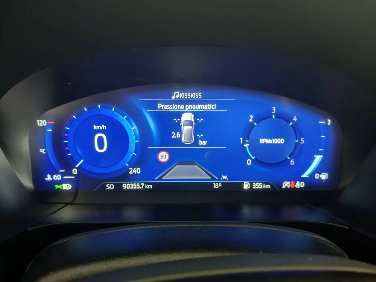 Ford Kuga usata a Ascoli Piceno (12)
