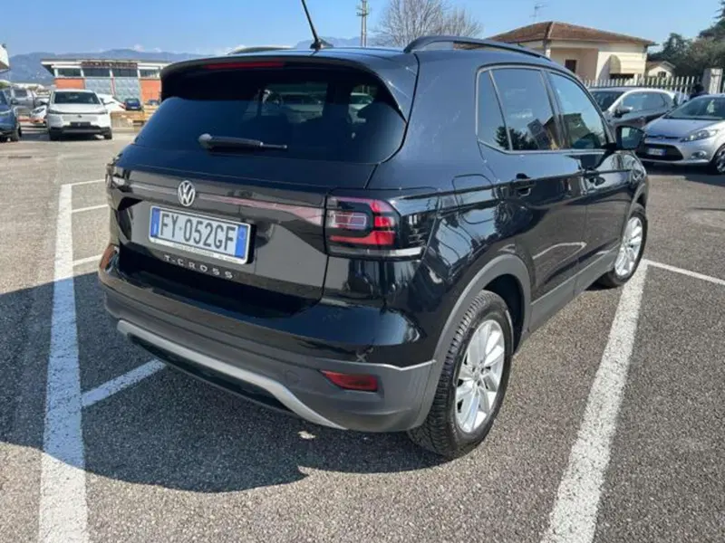 Volkswagen T-Cross usata a Lucca (4)