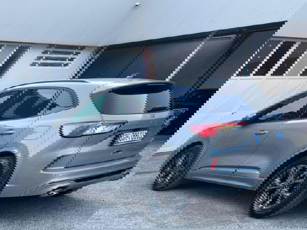 Ford Kuga usata a Lucca (3)