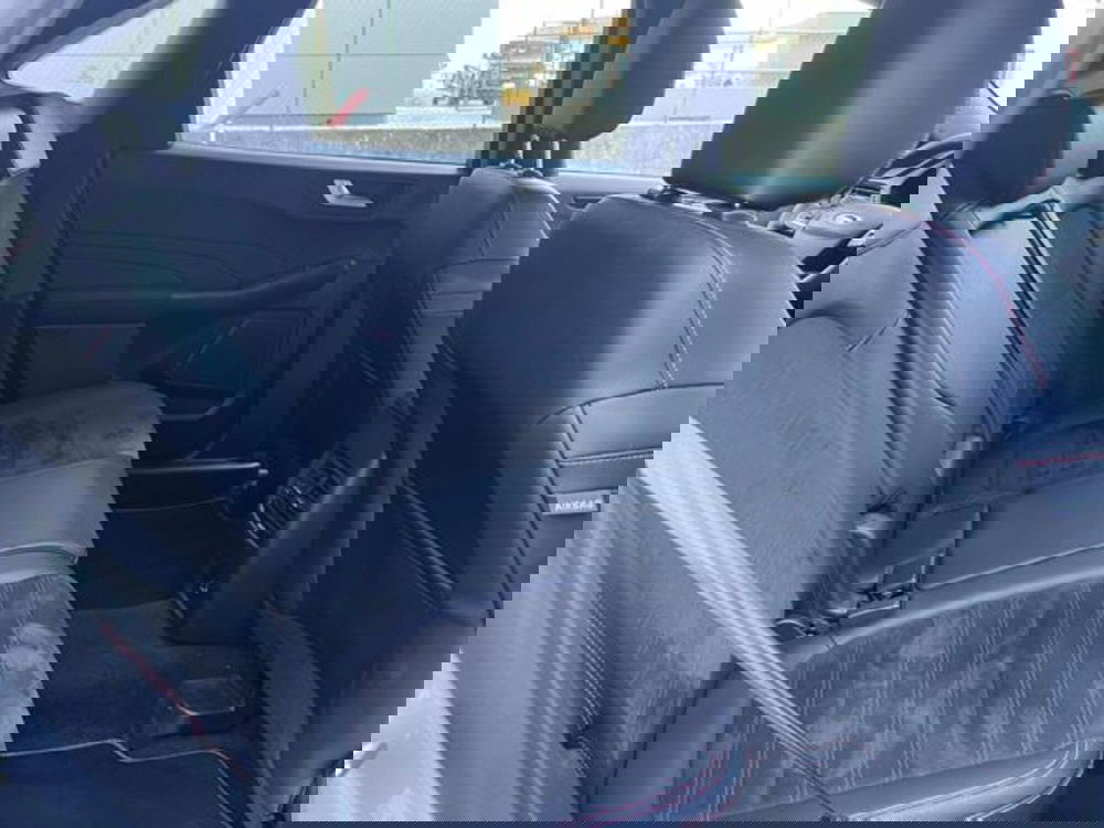 Ford Kuga usata a Lucca (9)