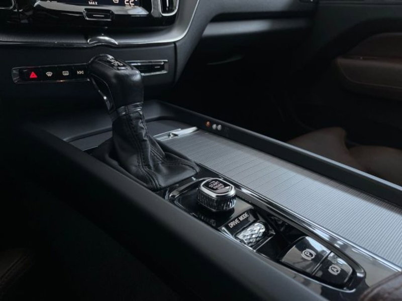 Volvo XC60 usata a Verona (14)