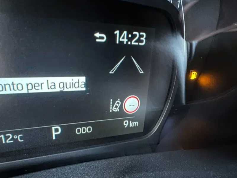 Toyota Aygo X nuova a Vicenza (15)