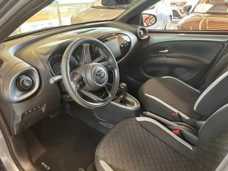 Toyota Aygo X nuova a Vicenza (6)