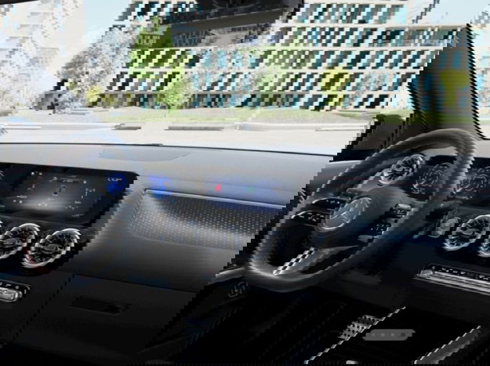 Mercedes-Benz EQA nuova a Verona (8)