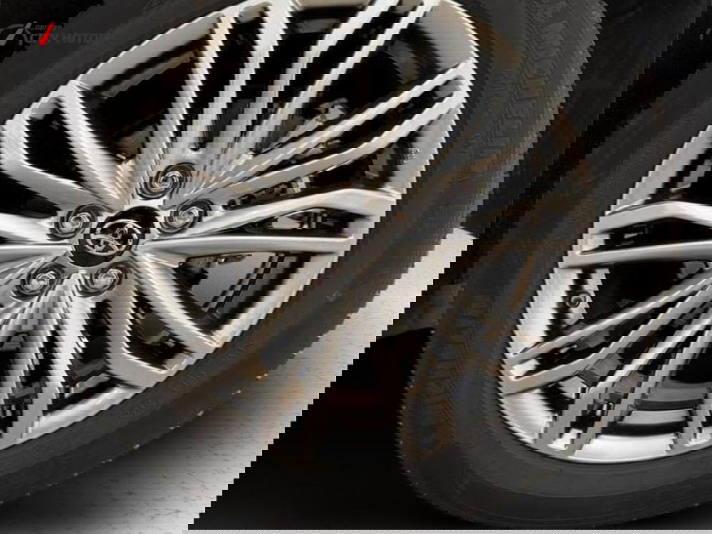 Toyota Toyota C-HR usata a Monza e Brianza (15)