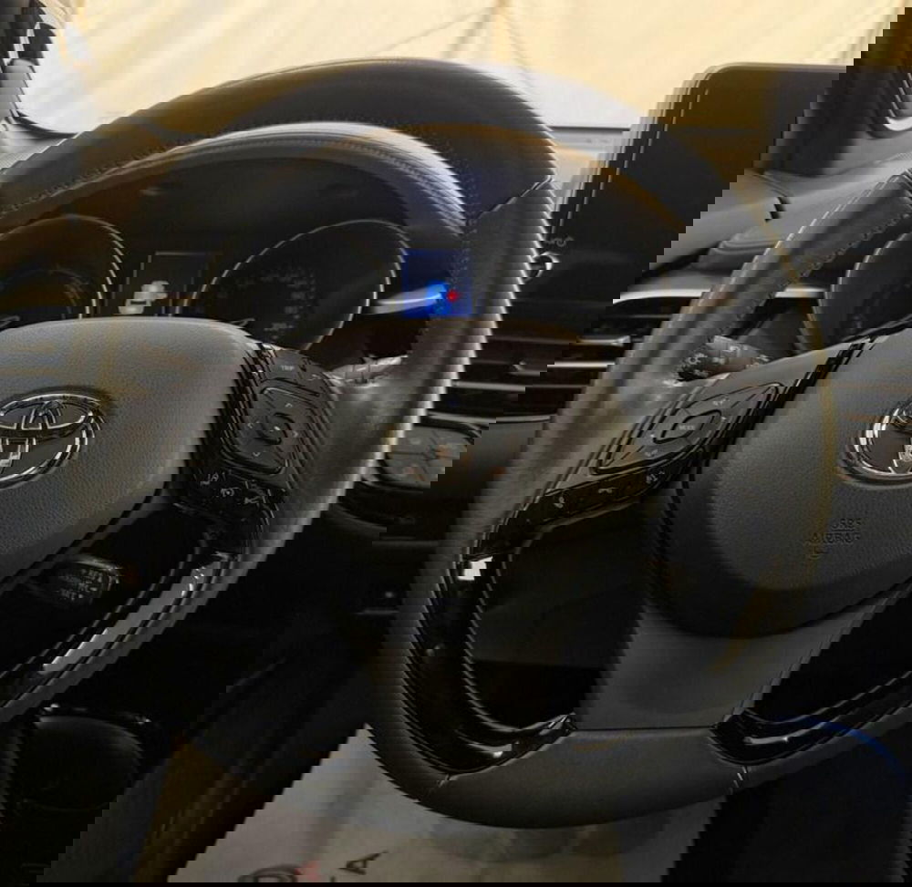 Toyota Toyota C-HR usata a Monza e Brianza (8)