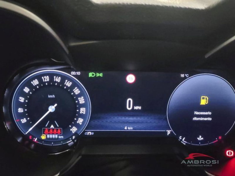 Alfa Romeo Stelvio nuova a Perugia (13)