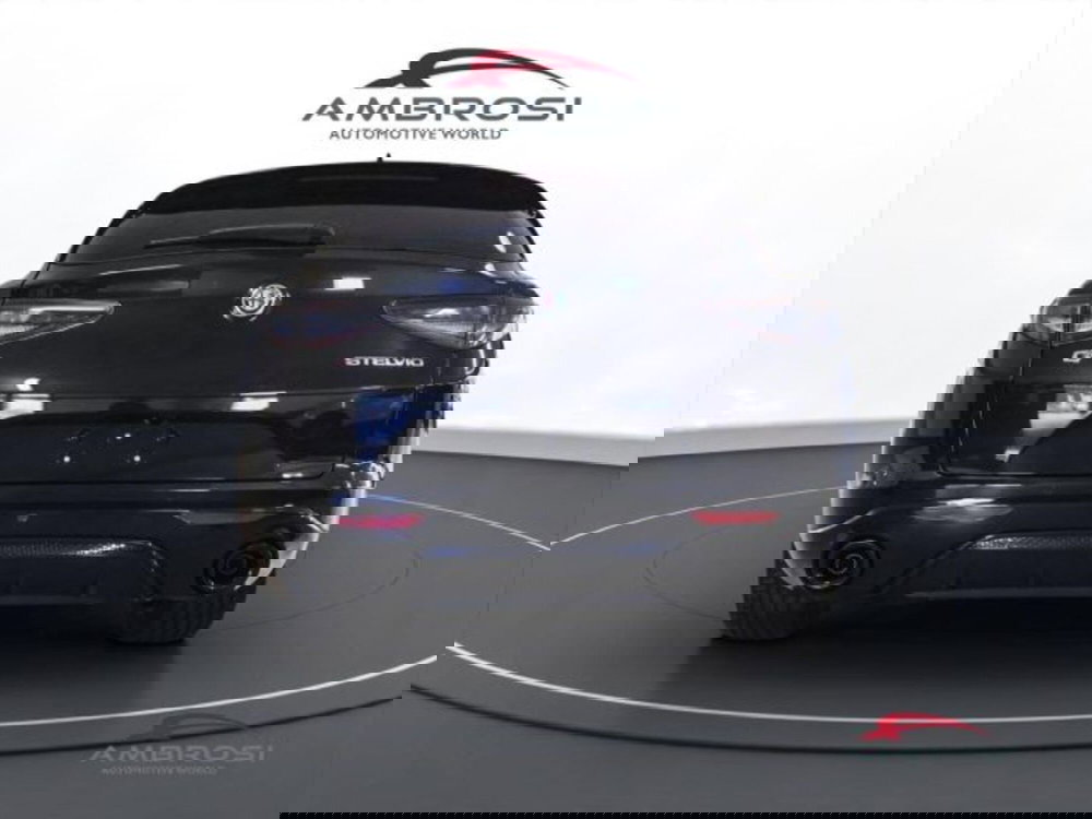 Alfa Romeo Junior nuova a Perugia (8)