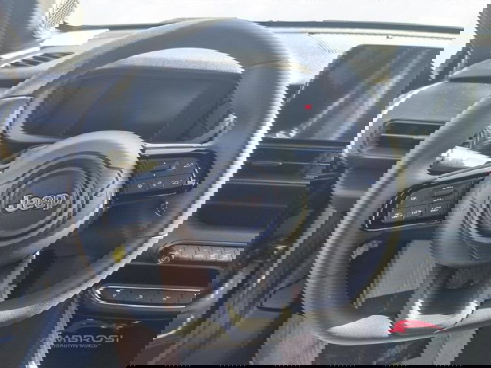 Jeep Avenger nuova a Perugia (14)