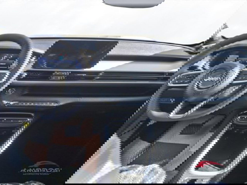 Jeep Avenger nuova a Perugia (15)