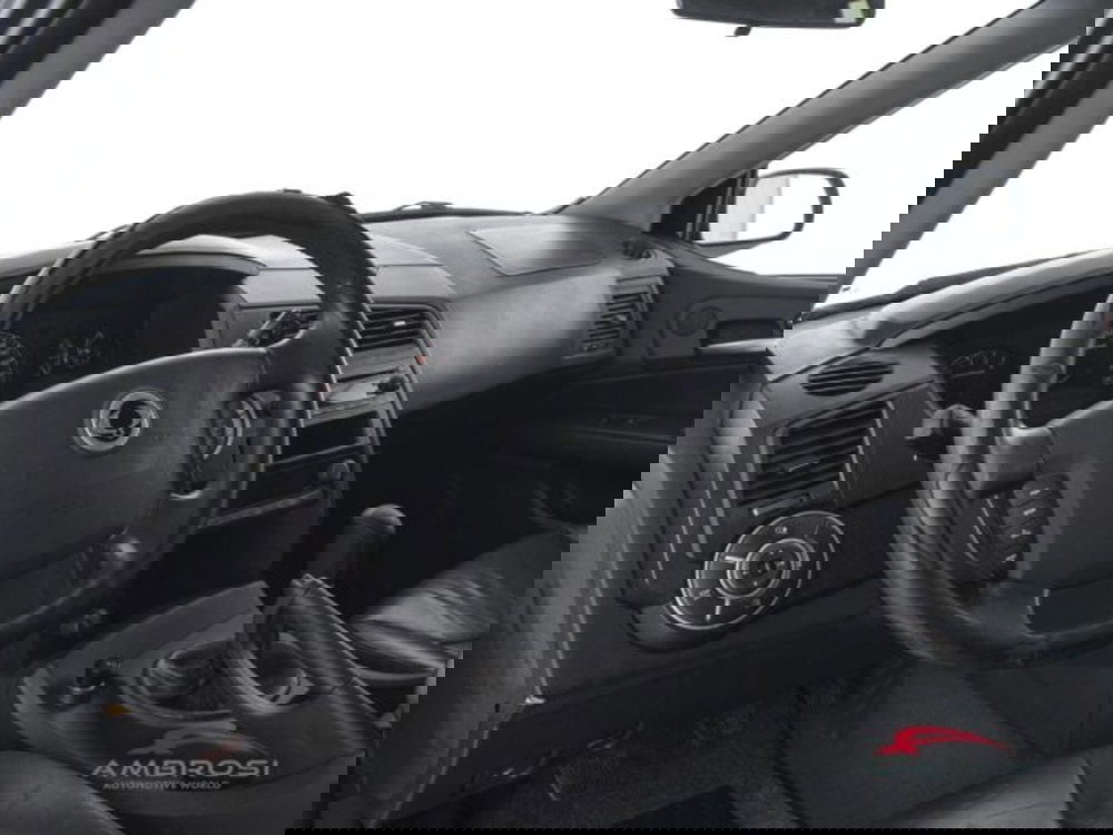 Ssangyong Kyron usata a Perugia (8)