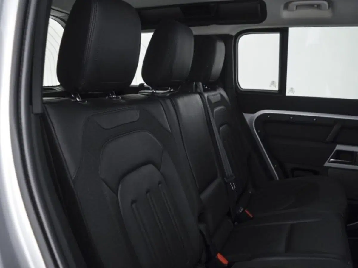 Land Rover Defender usata a Perugia (5)
