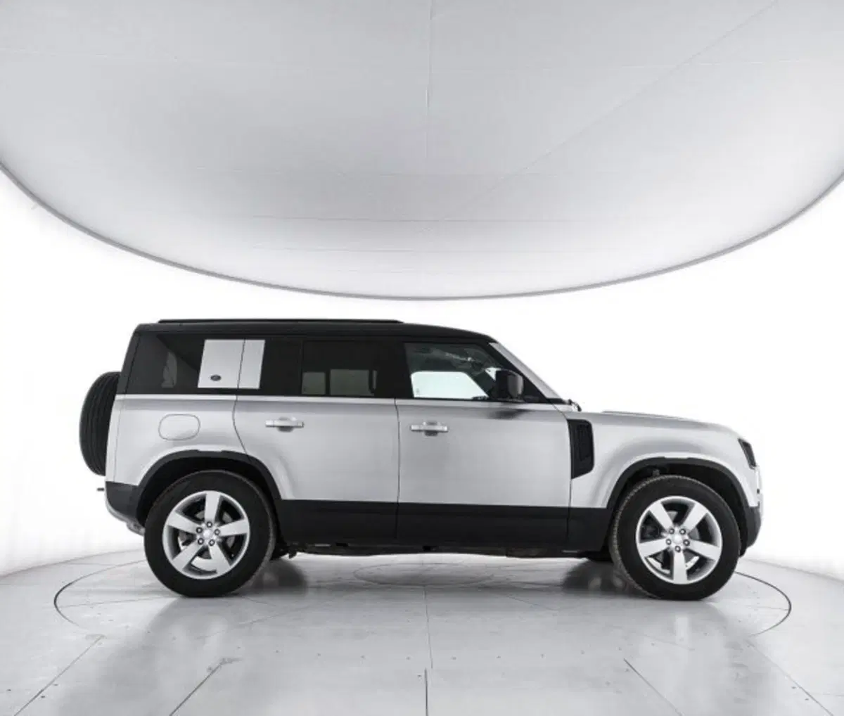 Land Rover Defender usata a Perugia (6)