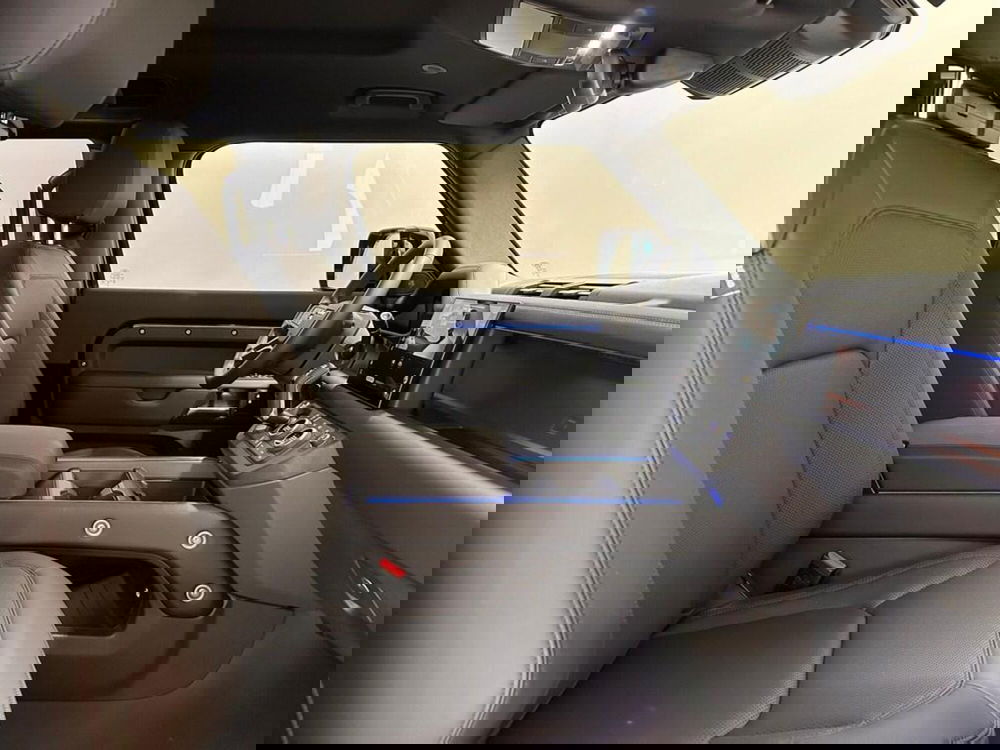 Land Rover Defender usata a Varese (3)