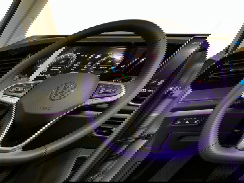 Volkswagen Tiguan nuova a Vicenza (9)