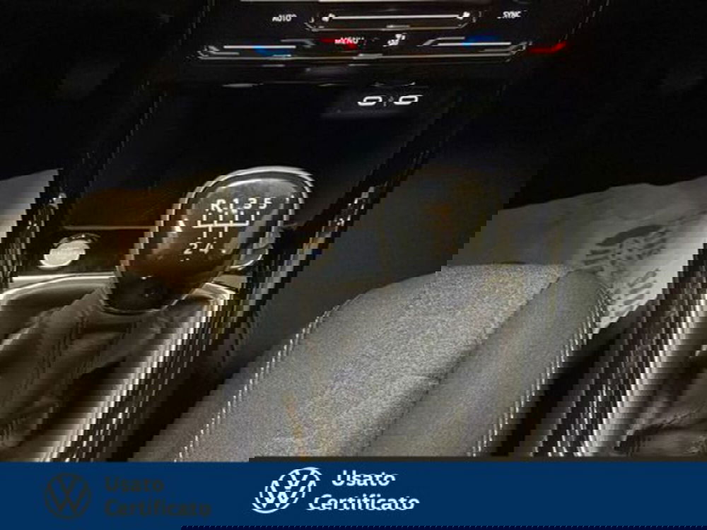 Volkswagen T-Cross nuova a Vicenza (11)