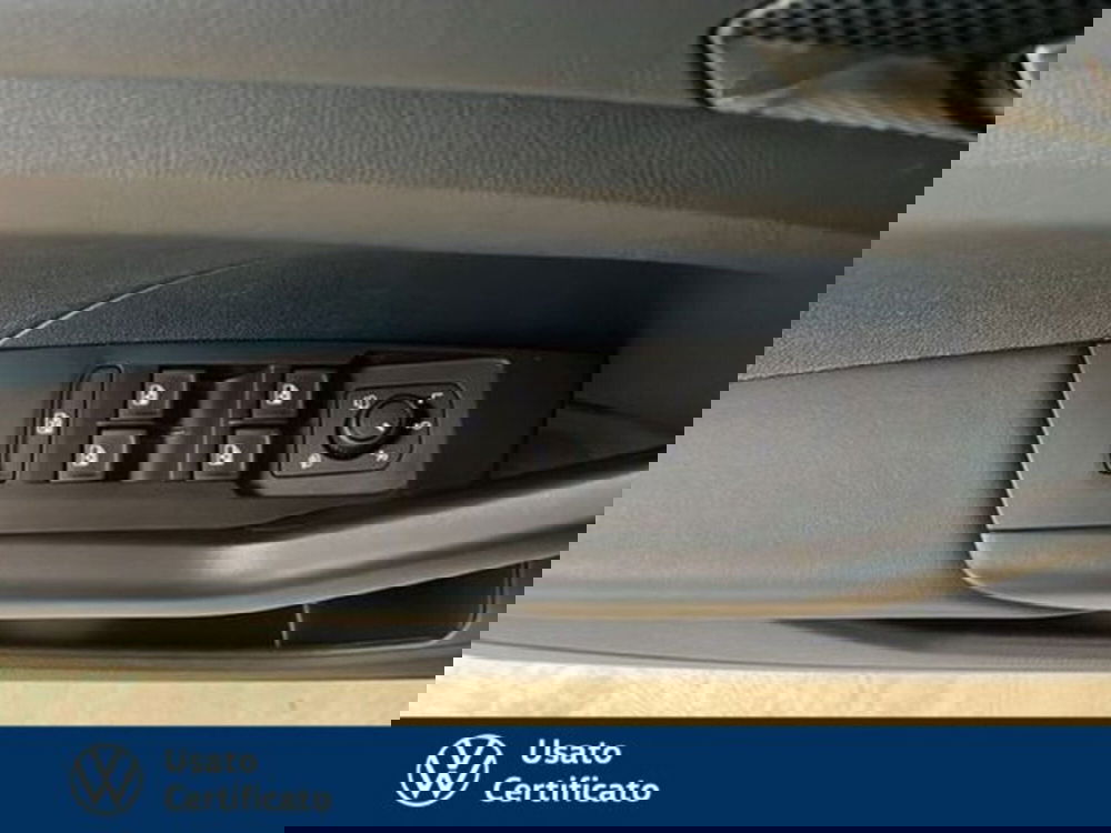 Volkswagen T-Cross nuova a Vicenza (17)