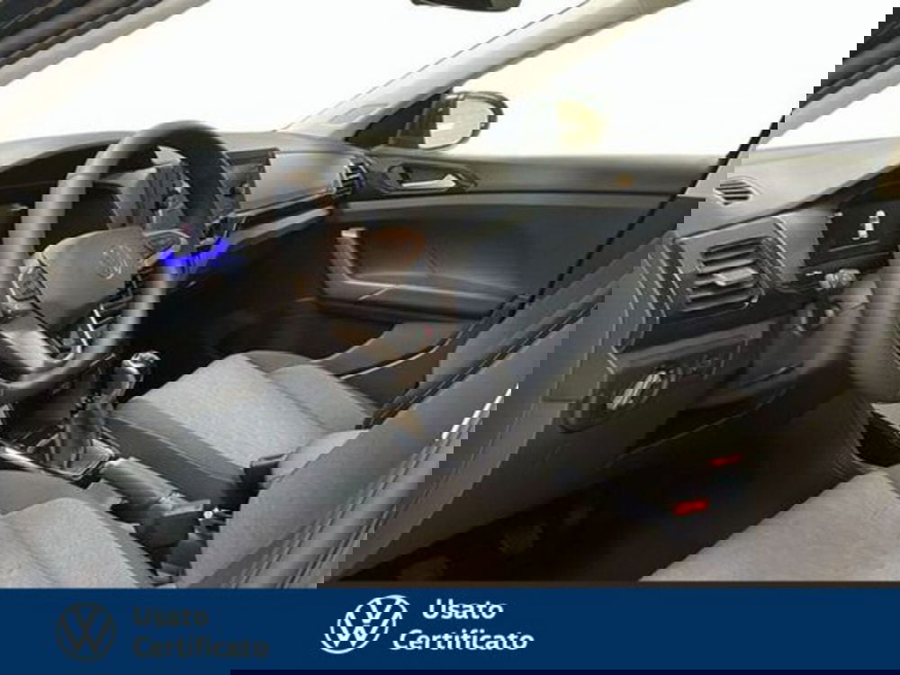 Volkswagen T-Cross nuova a Vicenza (7)