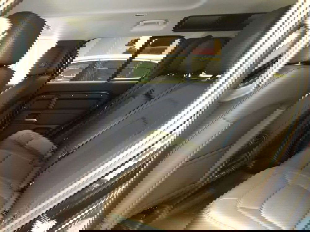 Land Rover Defender nuova a Firenze (13)