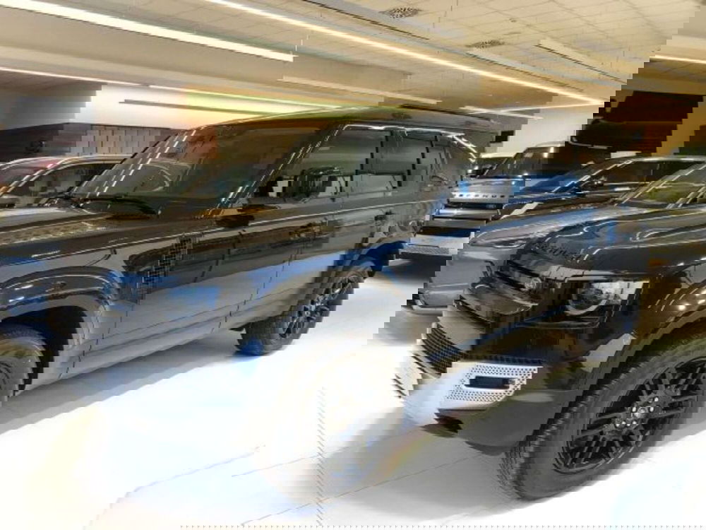 Land Rover Defender nuova a Firenze (3)