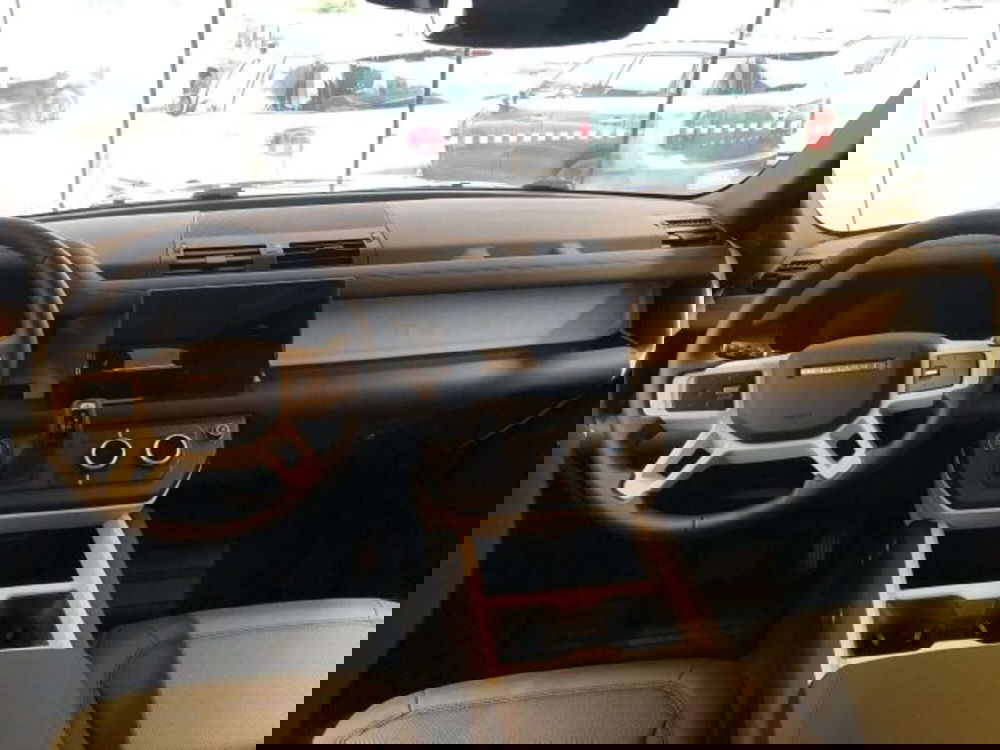 Land Rover Defender nuova a Firenze (9)