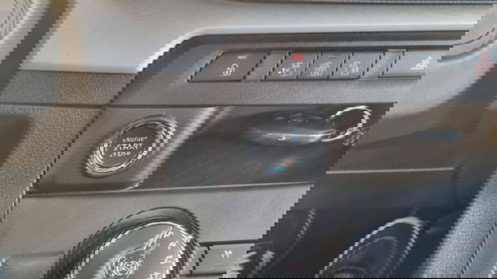 Opel Zafira Life usata a Savona (10)