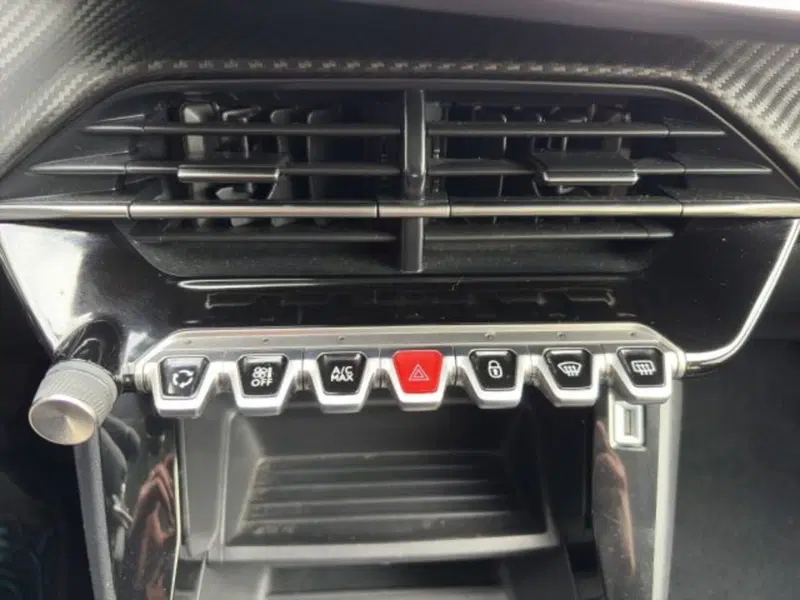 Peugeot 208 usata a Perugia (14)