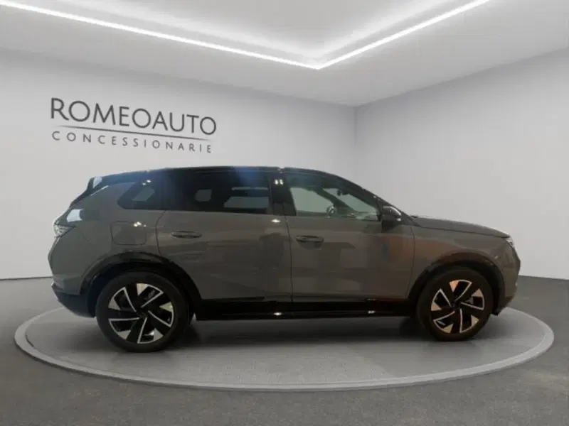 Opel Grandland nuova a Perugia (6)