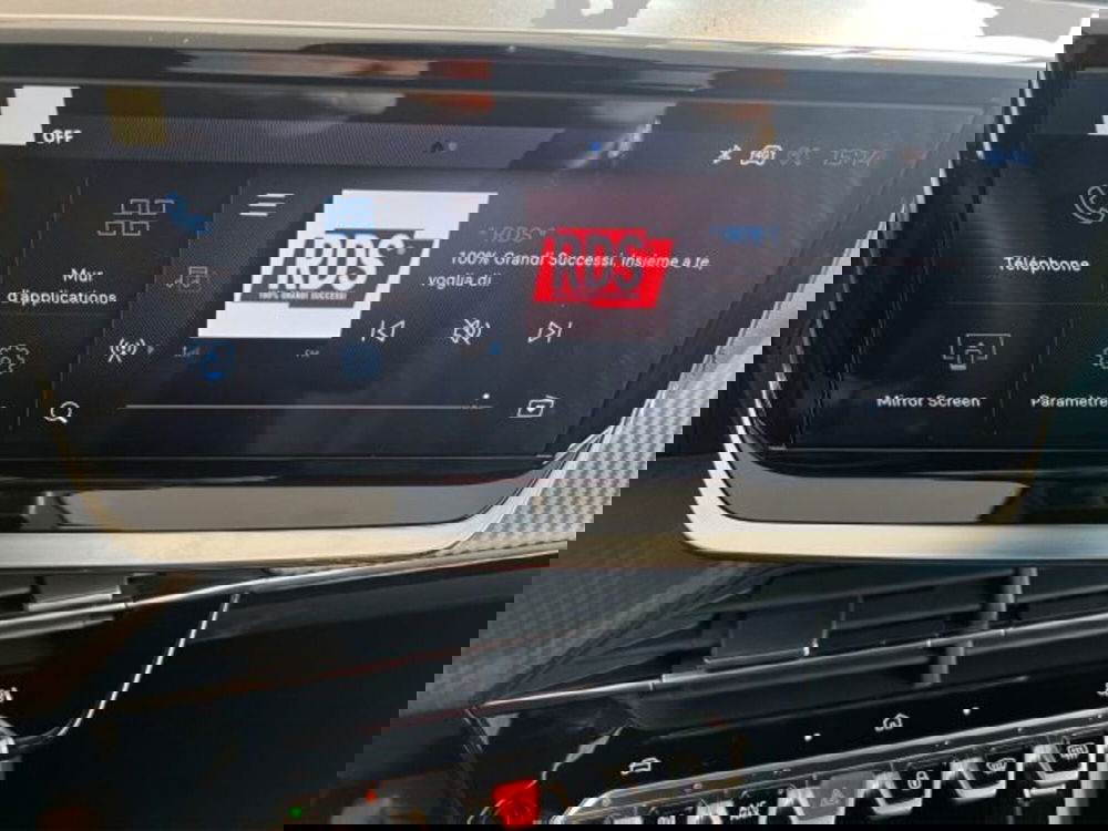 Peugeot 208 nuova a Perugia (15)