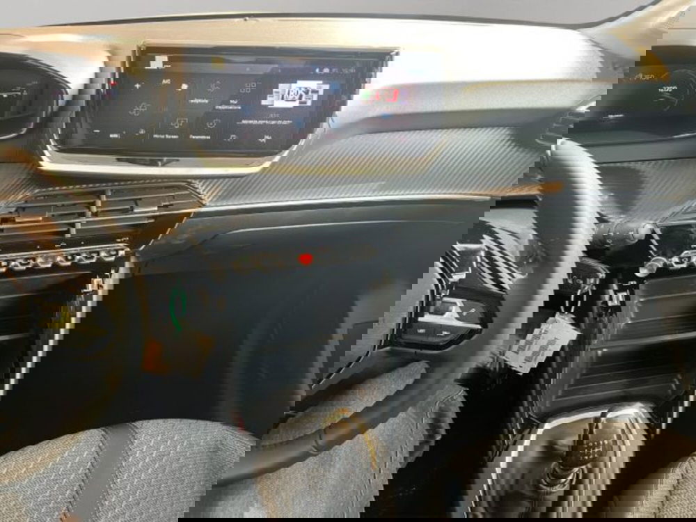 Peugeot 208 nuova a Perugia (17)