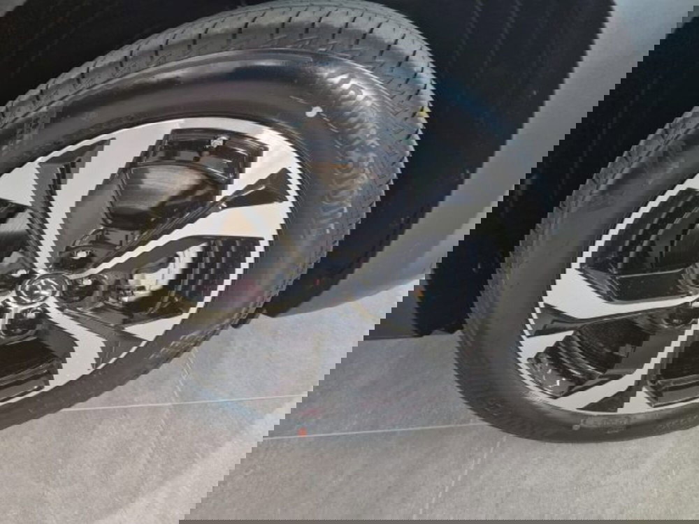 Mazda MX-30 nuova a Bologna (8)