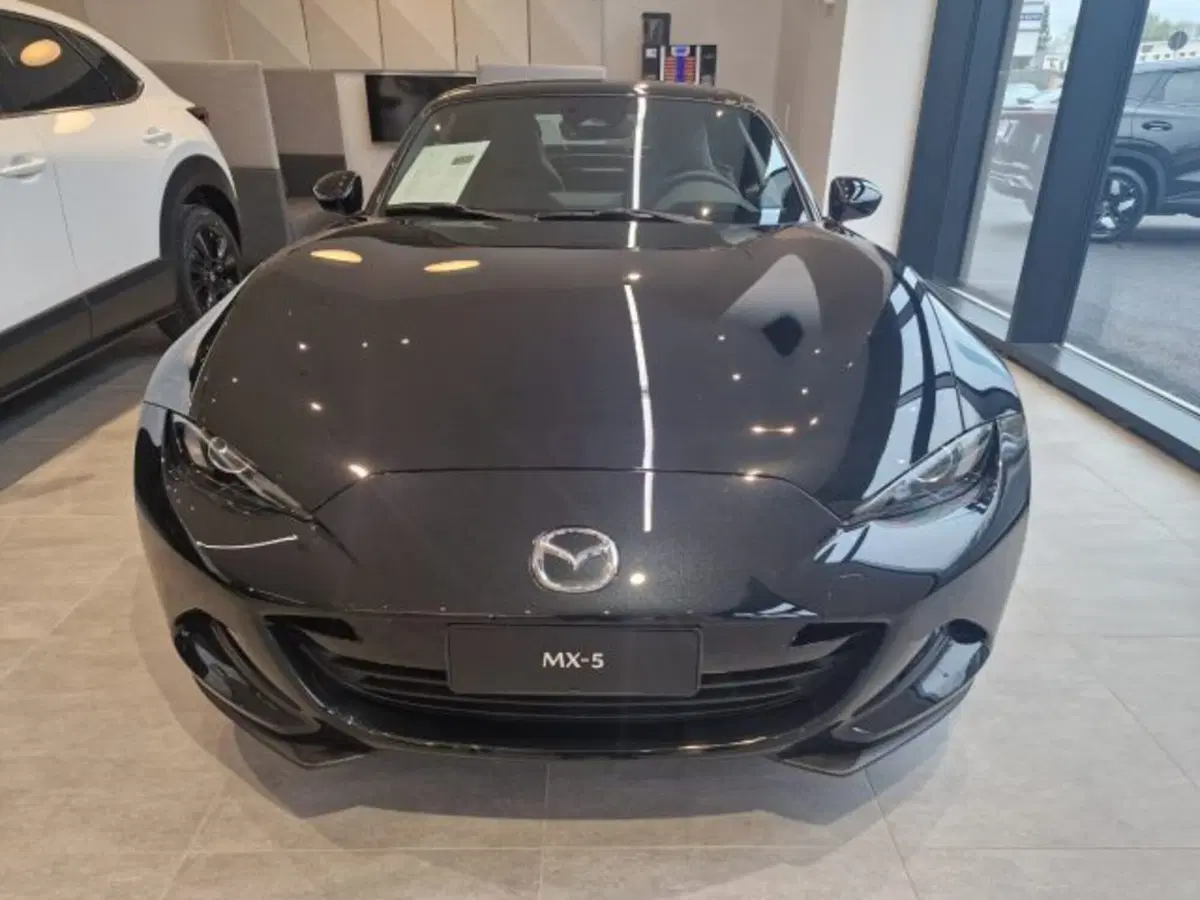 Mazda MX-5 nuova a Bologna (7)