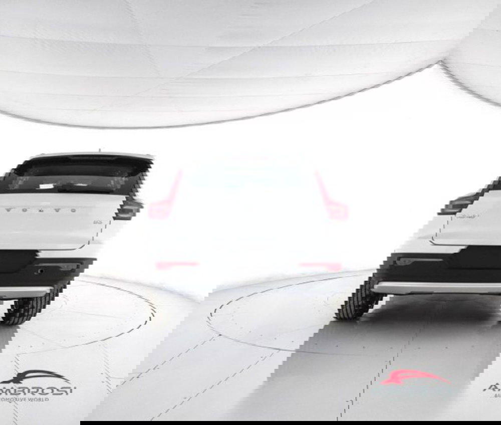 Volvo XC40 nuova a Perugia (6)