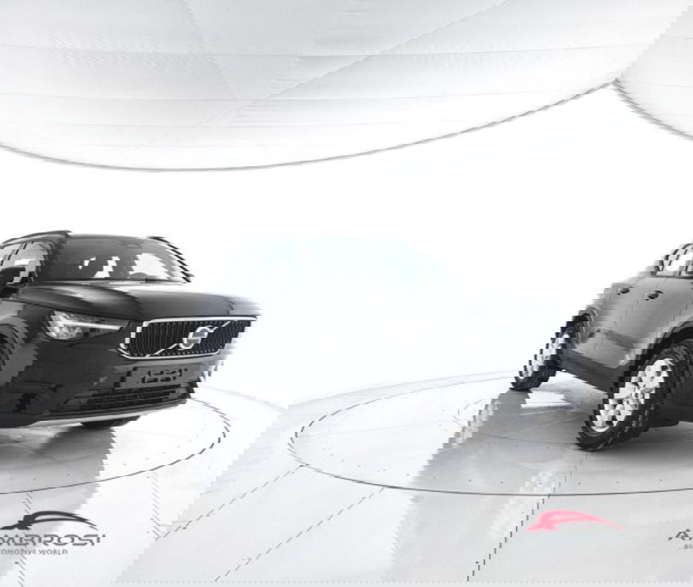 Volvo XC40 nuova a Perugia (2)