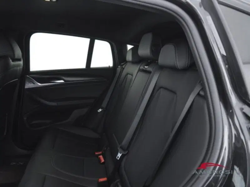 BMW X4 usata a Perugia (10)