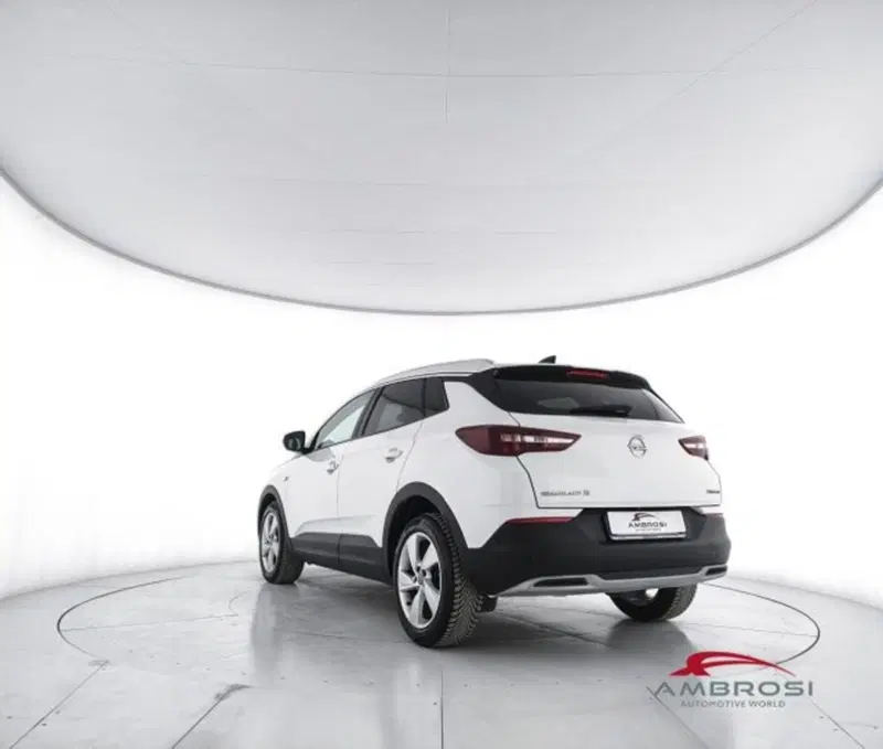 Opel Grandland X usata a Perugia (4)