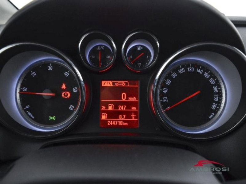 Opel Astra usata a Perugia (13)